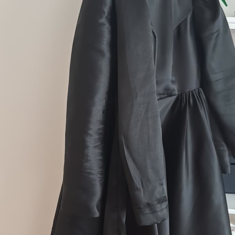 Elbiselerde Kalite Tutarsızlığı Ve Müşteri İlgisizliği