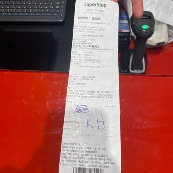 SuperStep Mağazasında Ayakkabı Deformasyonu Ve İade Sorunu