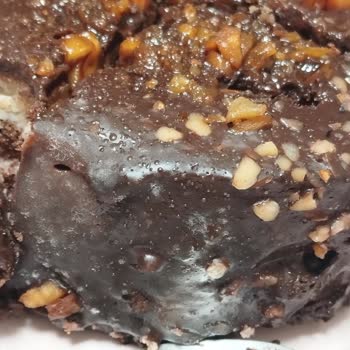 Küflü Pasta İle Doğum Günü Kabusu