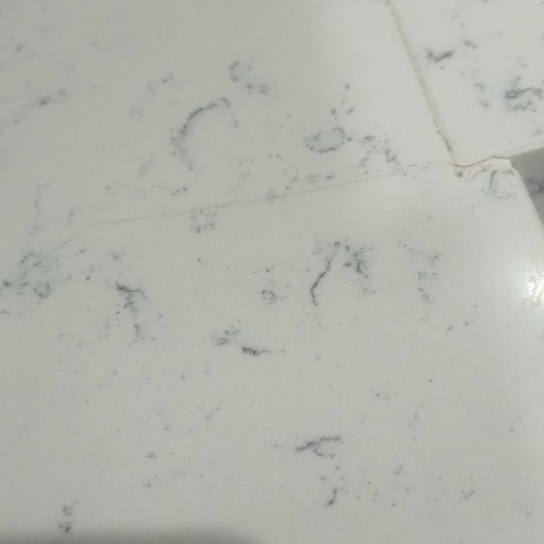 Kendiliğinden Çatlayan Mutfak Tezgahı Şoku