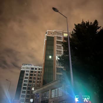 Cadde Aydınlatma Sorunu: 1 Yıldır Çözüm Bekliyor