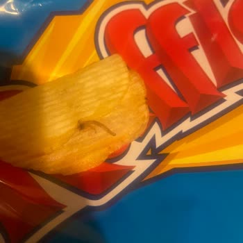 Ruffles Mega Boy Originals Cipsinden Çıkan Yabancı Madde