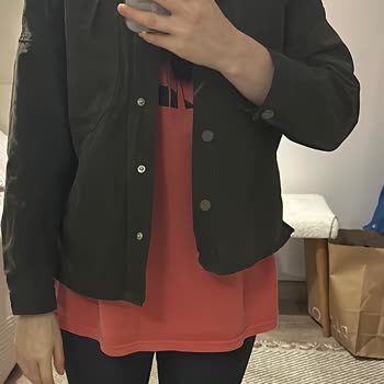 Jimmy KEY'den Aldığım Gömlek Çekti: Müşteri Hizmetleri Hayal Kırıklığı