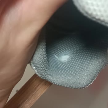Skechers Ayakkabıda Beklenmedik Renk Solması Ve Yırtılma Sorunu