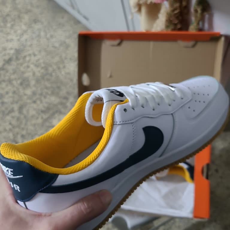 Aldığım Nike Ayakkabı Hayal Kırıklığı Yarattı: Kalitesiz Ve Kullanışsız Ürün