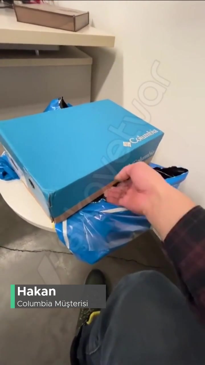 Columbia Fiyat Yüksek, Kalite Yok! videonun kapak resmi