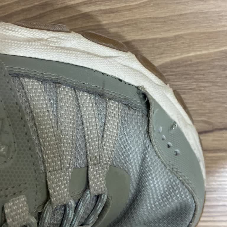 Skechers Ayakkabının Dikiş Sorunu Ve Red Yanıtı