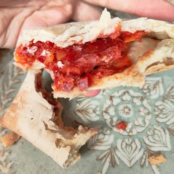 Hayal Kırıklığı: Pizza Tostun Gerçek Yüzü