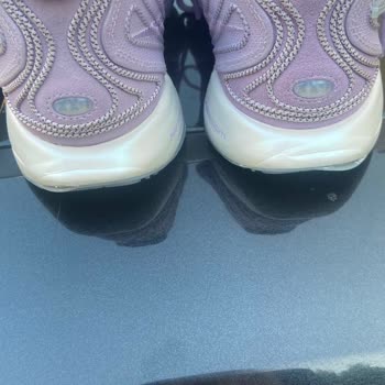 Nike Ayakkabıda Kauçuk Açılması Ve Olumsuz Müşteri Hizmeti