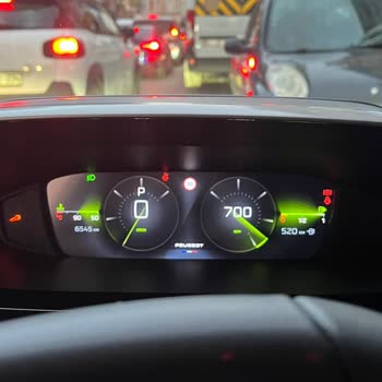 Sürekli Arıza Yapan Araç Ve Bayi İlgisizliği