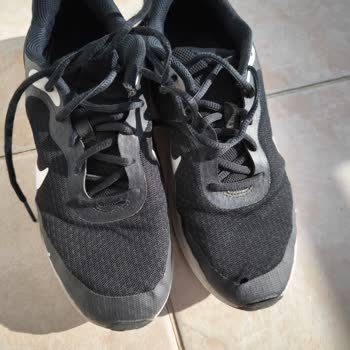 Kısa Sürede Deforme Olan Nike Ayakkabılar Ve Yetersiz Müşteri Hizmeti