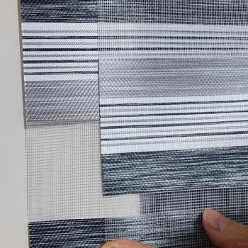 Zebra Perdelerde Hatalı Üretim Ve İlgisiz Müşteri Hizmetleri