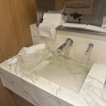 İstanbul Havalimanı Tuvaletlerinde Hijyen Sorunu