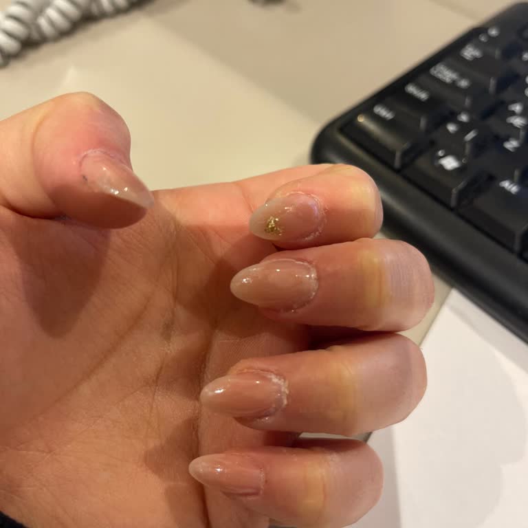 Sabina Nail Beauty Beklenmedik Hizmet Ve Kötü Davranış