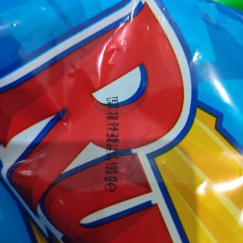 Ruffles Cips Üzerinde Yanmış Cisimler: Çocuk Sağlığı Tehlikede