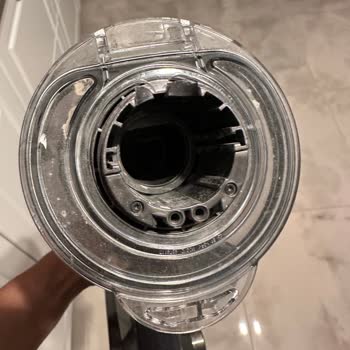 Dyson V12 Detect Slim Çalışmıyor, Sürekli Hata Veriyor!
