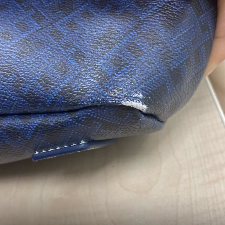 15 Gün İçinde Aşınan Tommy Hilfiger Çanta Hayal Kırıklığı