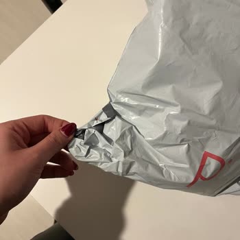 Açık Gelen Sipariş Ve Streçle Sarılan Ürünler