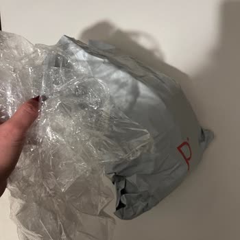 Açık Gelen Sipariş Ve Streçle Sarılan Ürünler