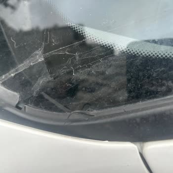 BMW 320d Ön Cam Fitili Ve Su Alma Sorunu