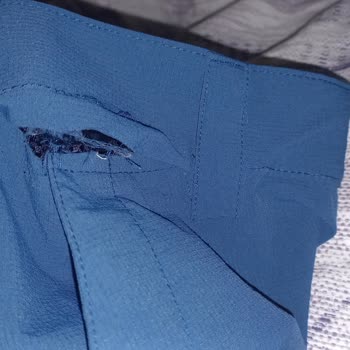 Bir Kez Giyilen Şortun Dikiş Problemi