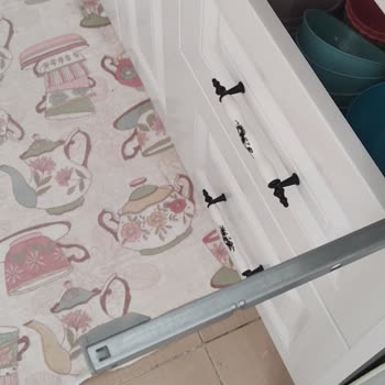 Frenli Çekmece Rayında Tırnak Problemi