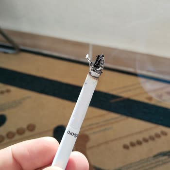 Marlboro Edge Sigarası Kalitesizleşti, Paramız Çöpe Gidiyor