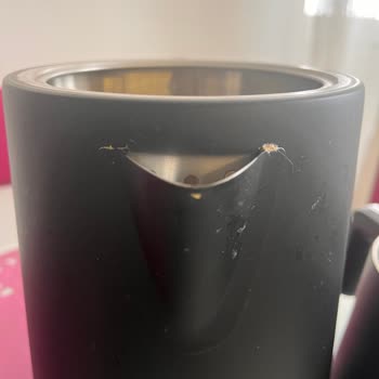 Fakir Çaycı Setinde Üretim Hatası Boya Sorunu