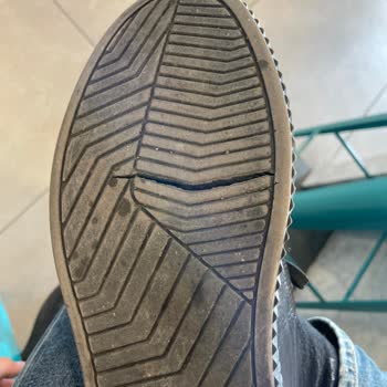 Sürekli Kırılan Ayakkabı Tabanları Ve Kalite Sorunu