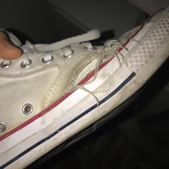 Converse Ayakkabının Kalitesizliği Ve İletişim Sorunu