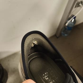 Skechers Ayakkabı Kalitesizliği Ve Müşteri Hizmetleri Sorunu