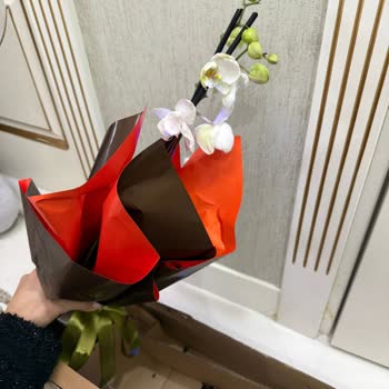 Doğum Günü İçin Gelen Çiçekler Hayal Kırıklığı Yarattı