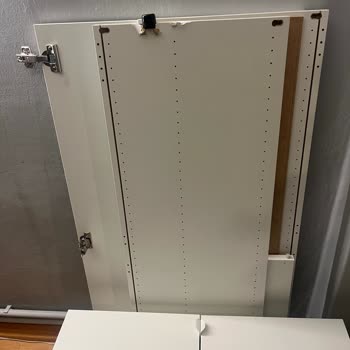 IKEA Montaj Sorunu: Hasarlı Parça Ve İletişim Krizi