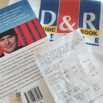 D&R Mağazasında Fiyat Yanıltmacası