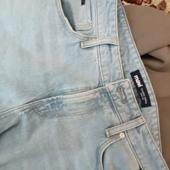 Mavi Jeans Sold Me a Defective Sweatshirt and Wrong-Sized Pants Without Support