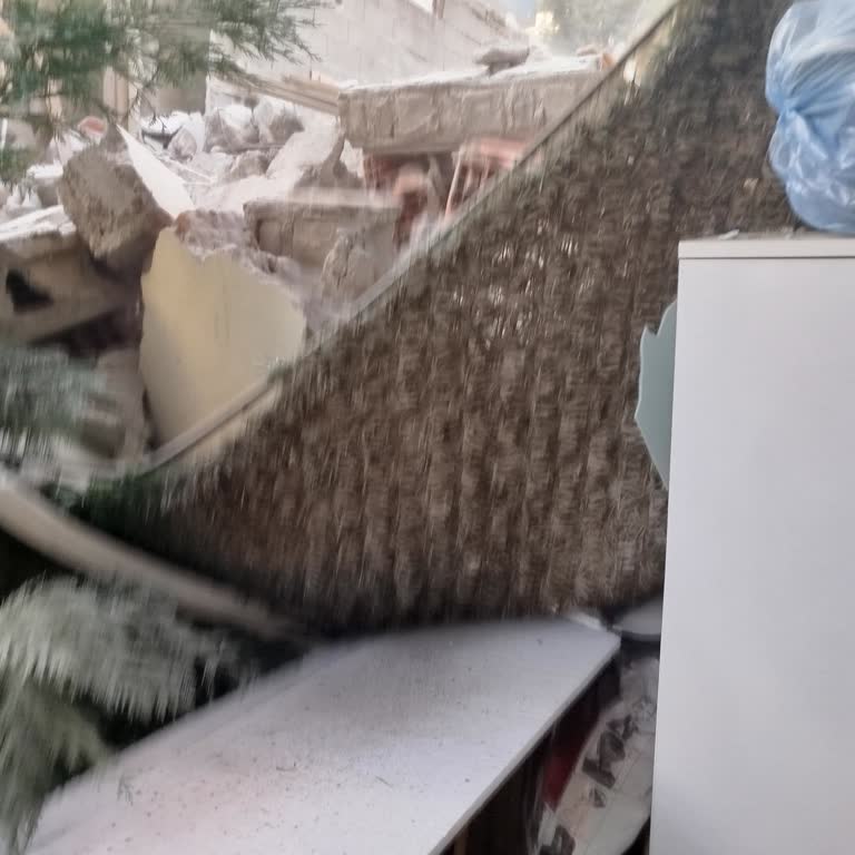 Kocaeli Büyükşehir Belediyesi Bina Yıkım Ekibi Şikayeti