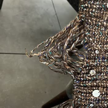 Zara'dan Aldığım Kusurlu Kazak İçin Acil Çözüm Talebi