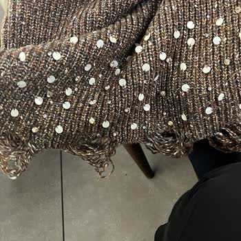 Zara'dan Aldığım Kusurlu Kazak İçin Acil Çözüm Talebi