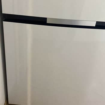 Buzdolabında Boya Lekeleri Ve Yetersiz Müşteri Hizmeti