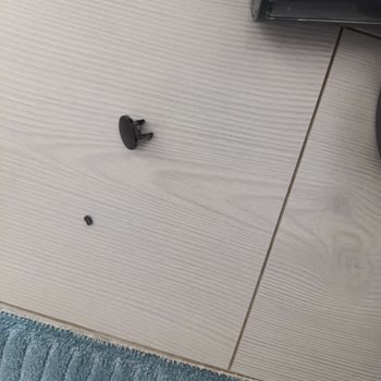 Fakir Dikey Şarjlı Süpürge: Sürekli Kırılan Plastik Parçalar Ve Servis Sorunları