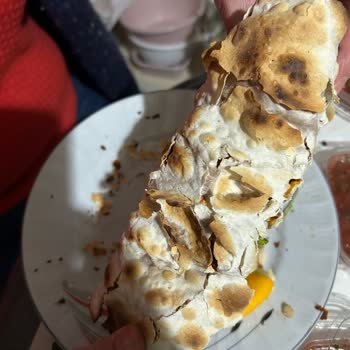 Habiboğlu Yanık Ve Kurumuş Lahmacunlar İçin Ödenen Fahiş Fiyat