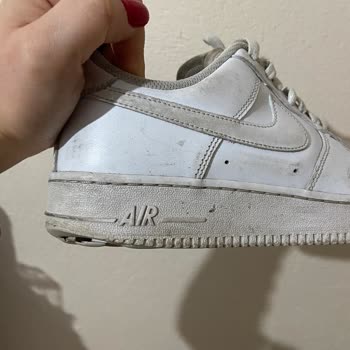 Air Force Ayakkabılarımda Beklenmedik Taban Sorunu