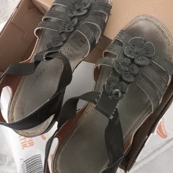 Polaris Sandaletlerde Hayal Kırıklığı