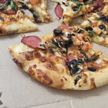 Pizza Hut İstinye'den Gelen Hayal Kırıklığı