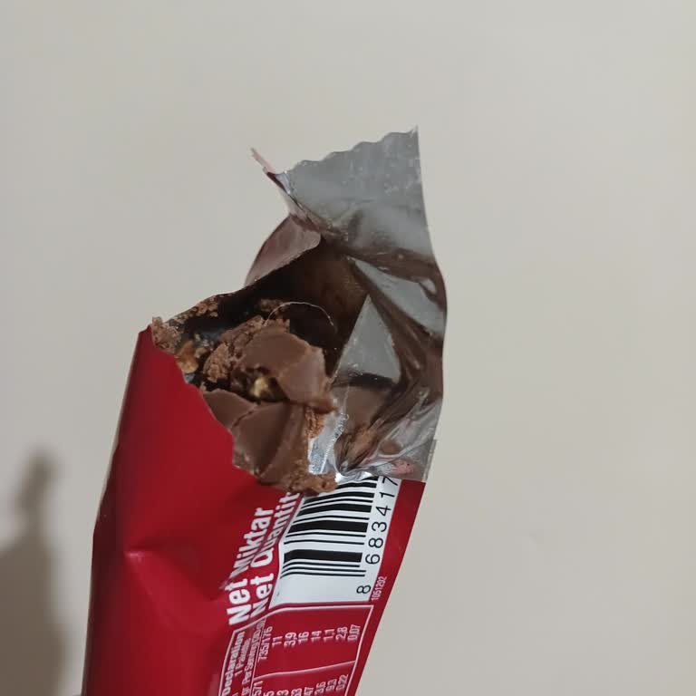 Çikolatada Kıl Şoku: Sağlığımız Tehlikede