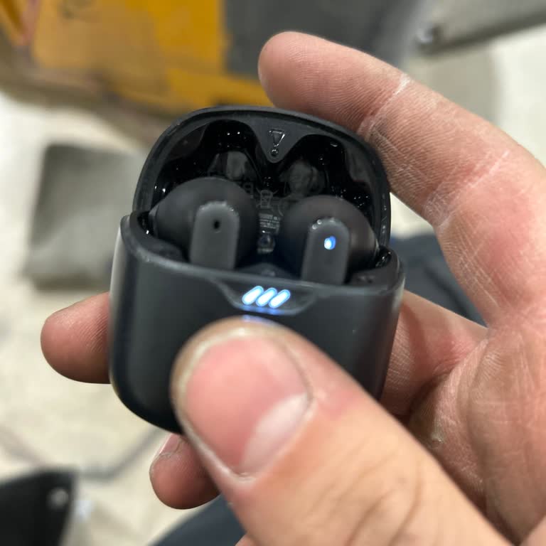 Sol Kulaklık Aniden Çalışmayı Durdurdu: Acil Çözüm Bekliyorum