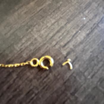 Atasay'dan Alışverişte Hayal Kırıklığı: Kusurlu Ürün Ve İade Sorunları