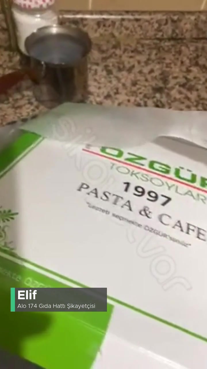 Alo 174 Gıda Hattı Pastada Kullanılan Boya Çıkmıyor Bulaştığı Yerden! videonun kapak resmi
