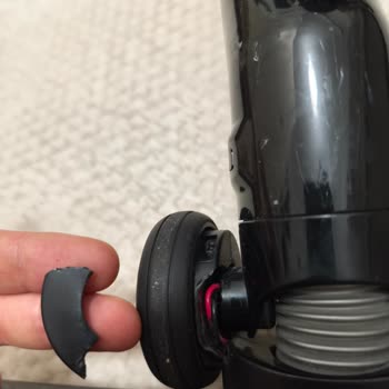 Arnica Süpürge: Kalitesiz Parçalar Ve Ücret Talebi