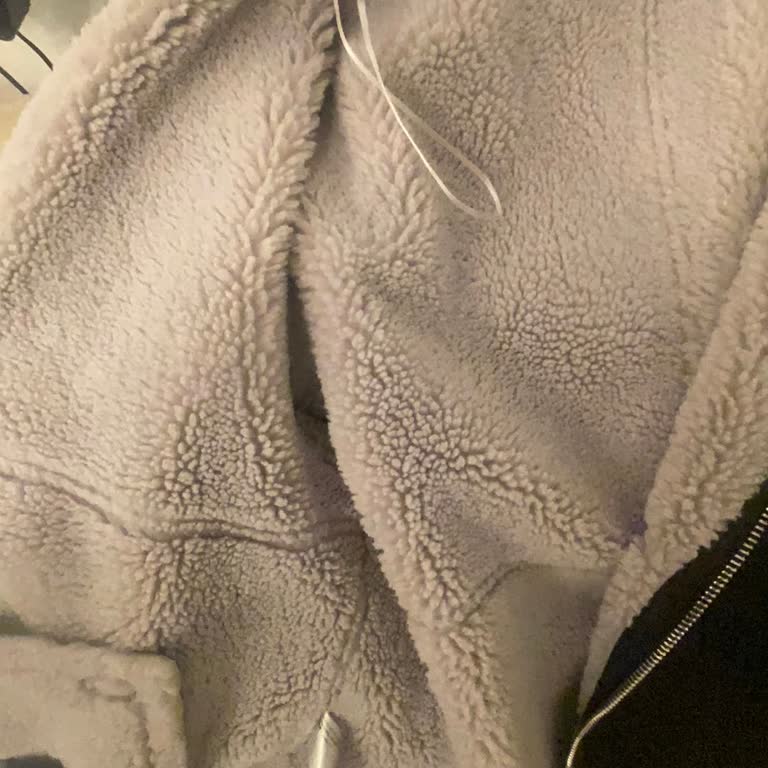 Mango Ceketinin Kalitesizliği Hayal Kırıklığı Yarattı